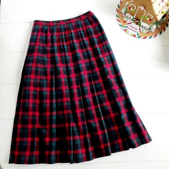 Vintage Dresses & Skirts - Vintage 1990's Pendelton plaid pleated skirt, red